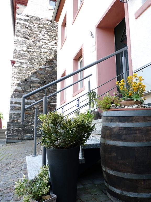 Ferienwohnung & Apartment Am Steinbrunnen Brauneberg Exterior foto